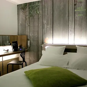 Hotel Litteraire Arthur Rimbaud, Bw Signature Collection