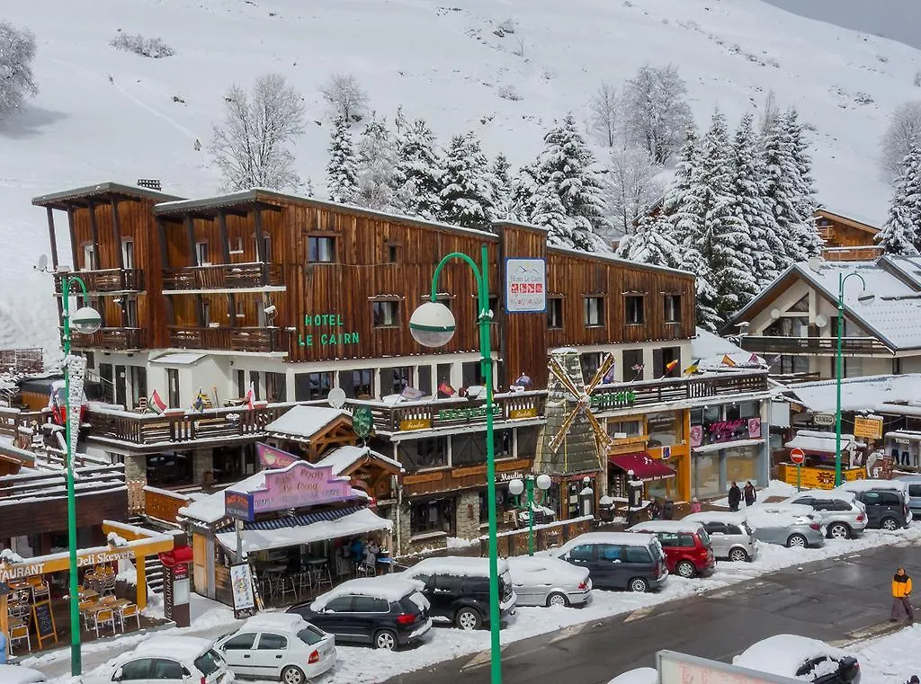 Hotel Le Cairn contacts