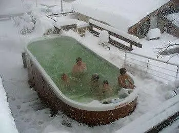 **  Hotel Le Cairn Les Deux Alpes France