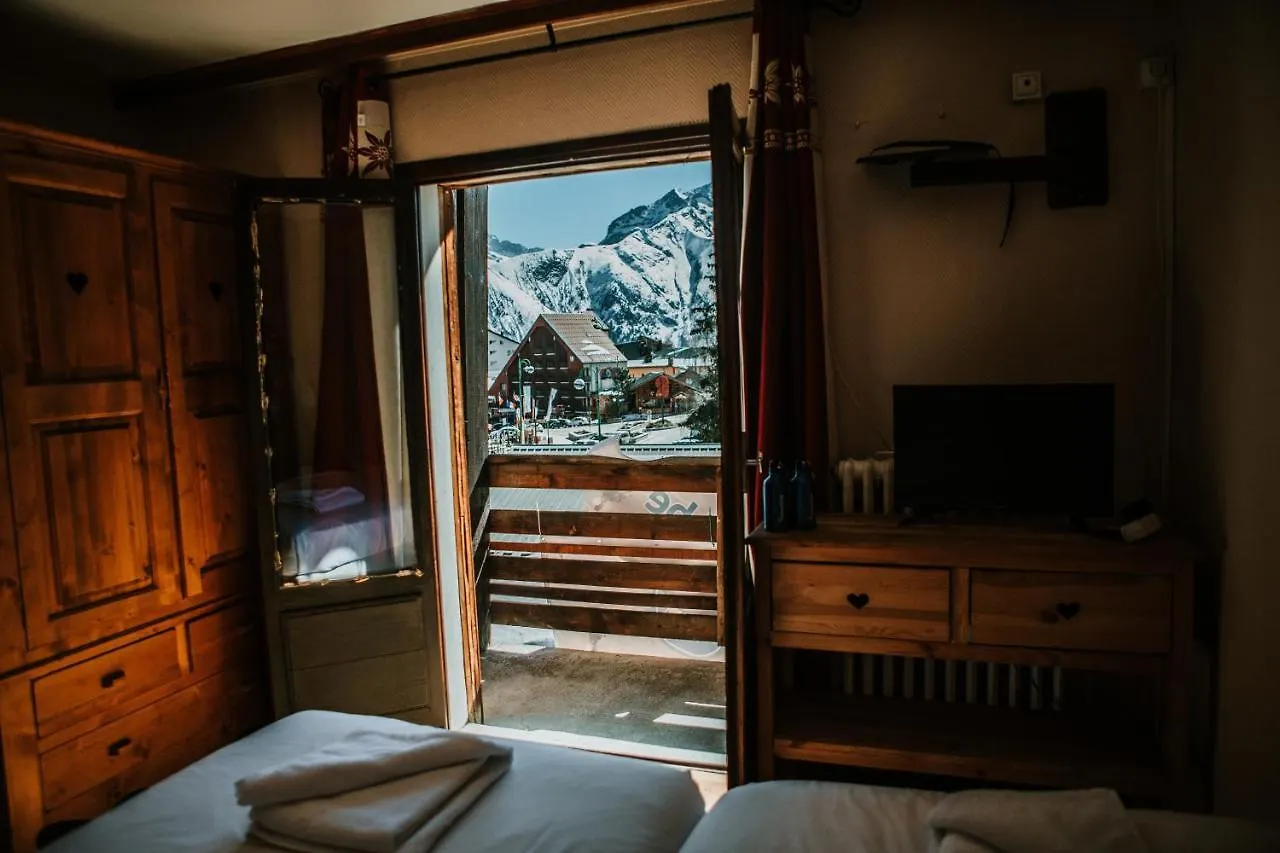 Hotel Le Cairn Les Deux Alpes
